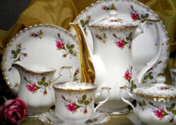 kwiatowa porcelna