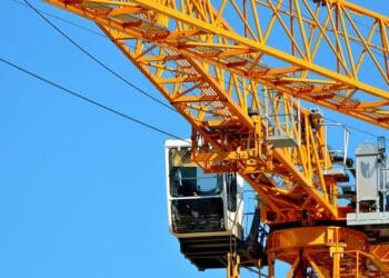 Wynajem podnośników nożycowych elektrycznych
