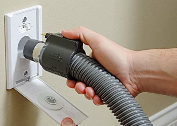Moja przygoda z odkurzaczem centralnym: Dlaczego warto powierzyć instalację specjalistom?