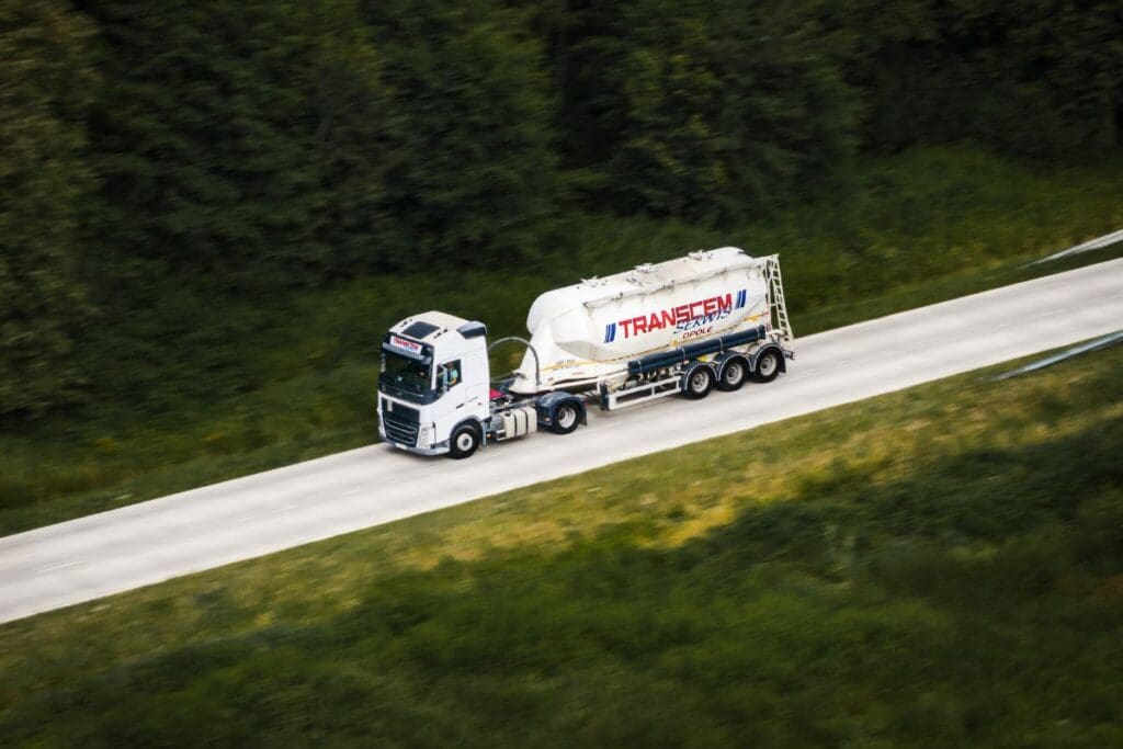 transport cementu